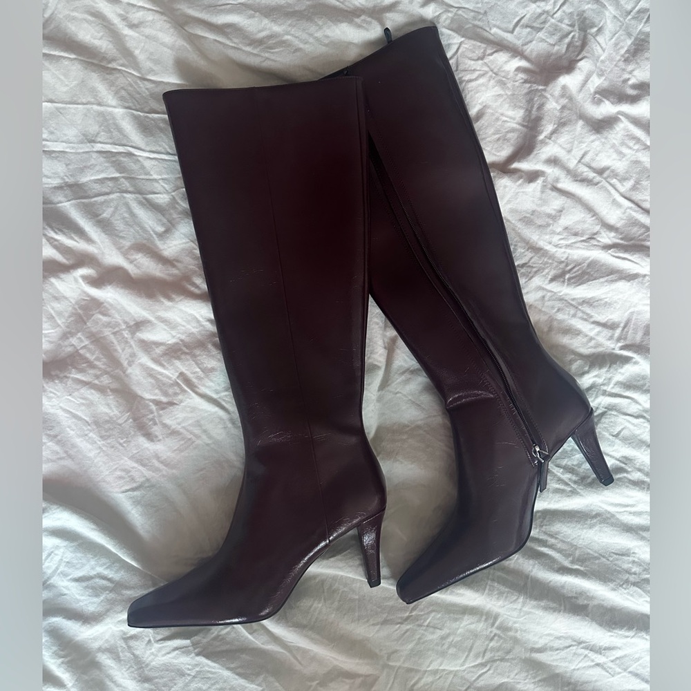 H&M Burgundy Knee-High Pointed Toe Heeled Boots – Slim Mid Heel – 37 – BNWt - Picture 4 of 13